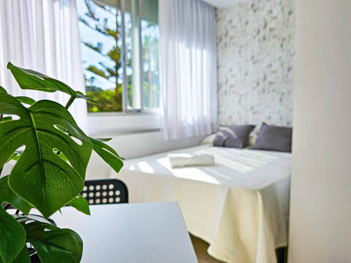 Estudio Vip Mediterraneo - Alojamientos La Torre Torre Del Mar Eksteriør bilde