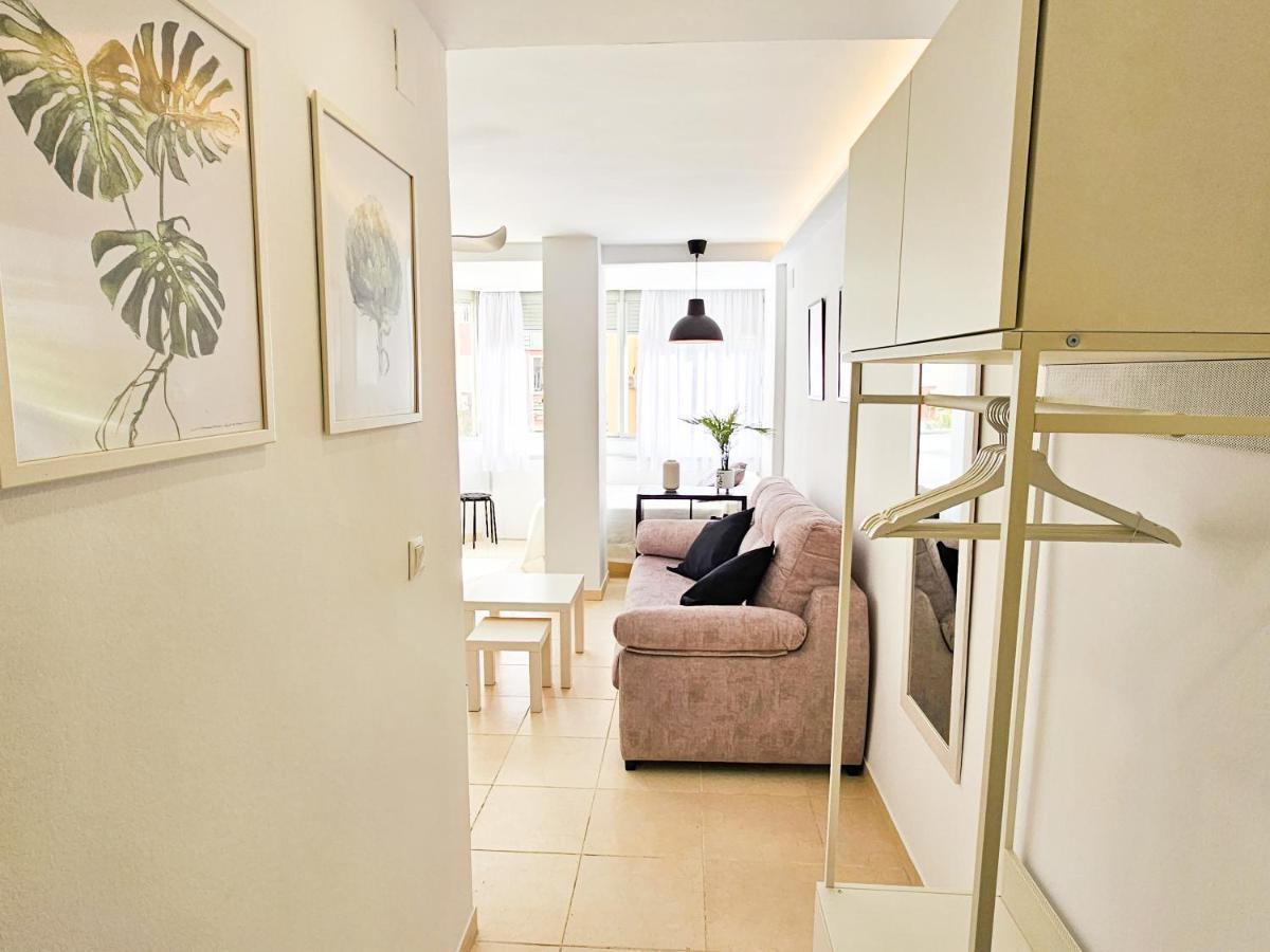 Estudio Vip Mediterraneo - Alojamientos La Torre Torre Del Mar Eksteriør bilde