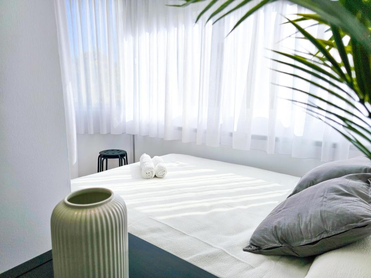 Estudio Vip Mediterraneo - Alojamientos La Torre Torre Del Mar Eksteriør bilde
